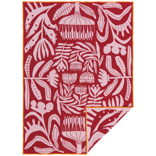red and pink venus design dishtowel